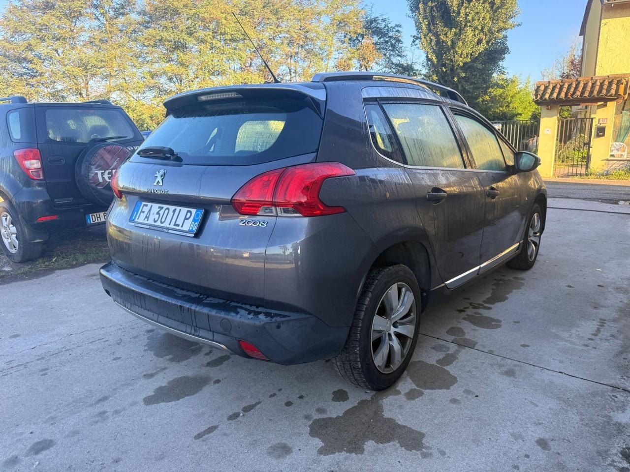 Peugeot 2008 PureTech 82CV Allure