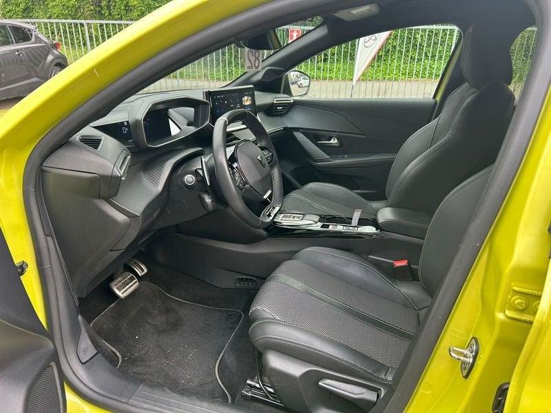 Peugeot 208 GT Hybrid 136 e-DCS6 auto