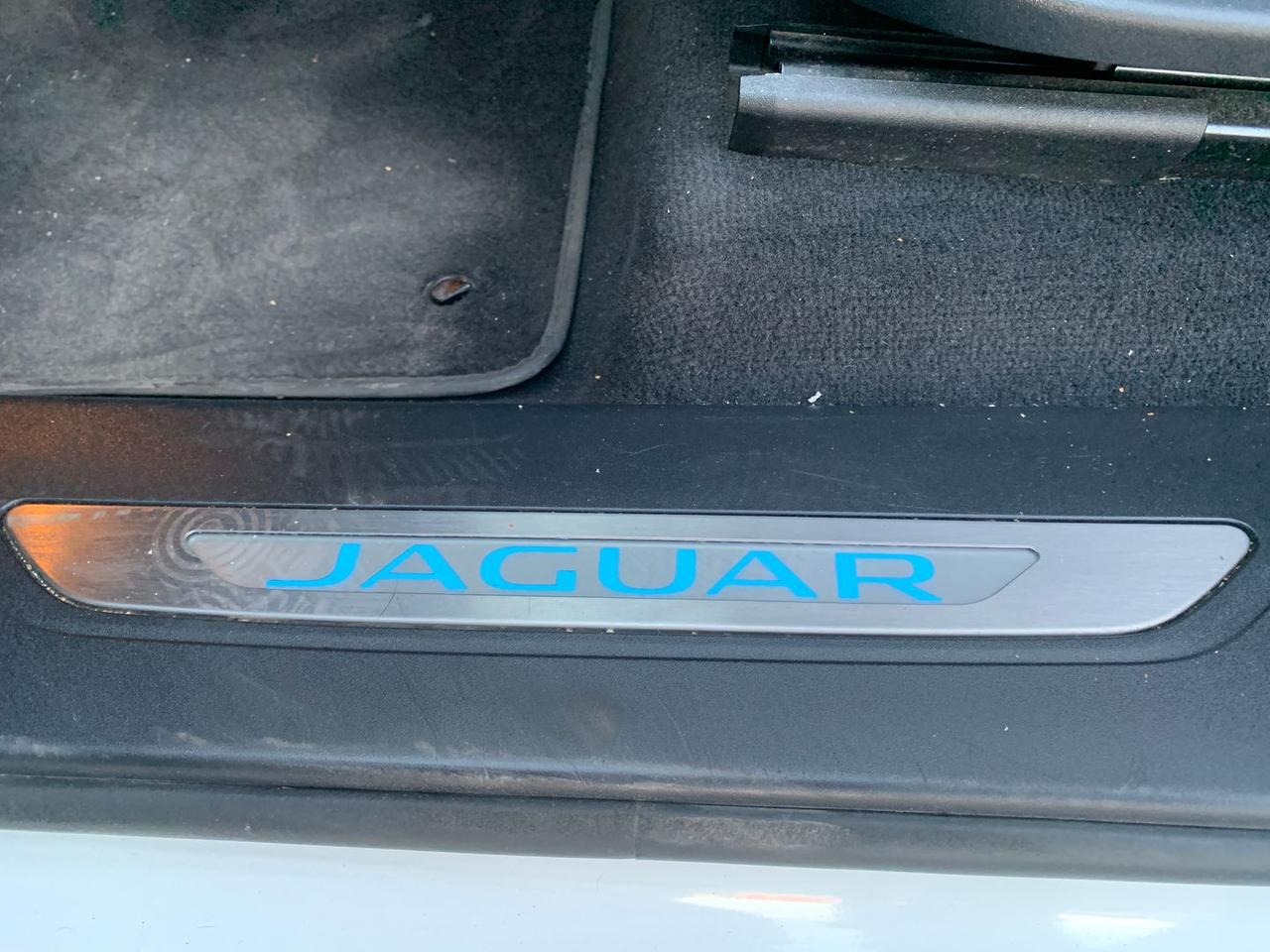 Jaguar F-Pace 2.0 20d Turbo #6306