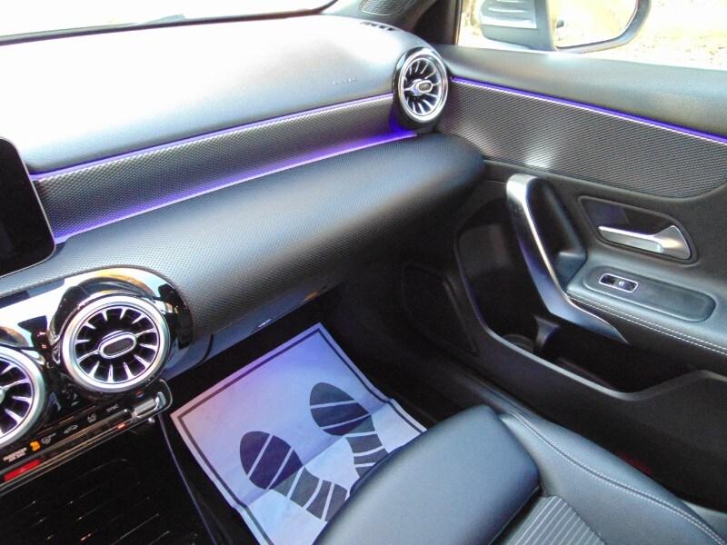 MERCEDES Classe A (W177) A 180 d Automatic ...