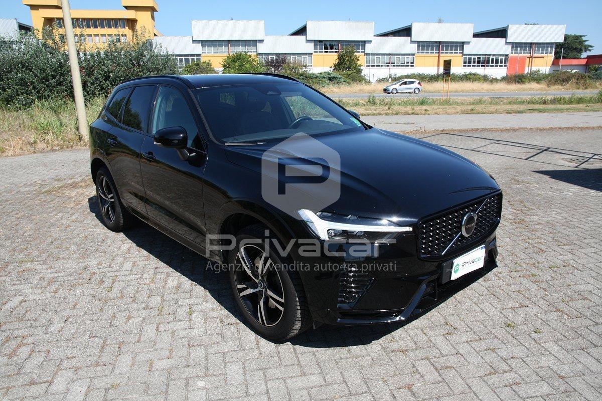 VOLVO XC60 B4 (d) AWD automatico Plus Dark