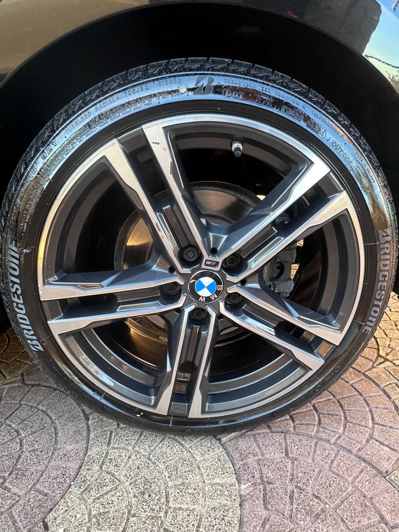 Bmw 118 118d 5p. Colorvision Edition MSPORT