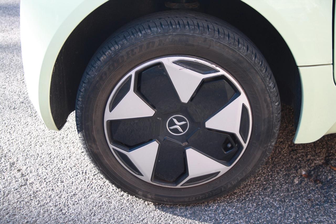 XEV YOYO Yoyo Easy Restyling MY'24 130 KM AUTONOMIA