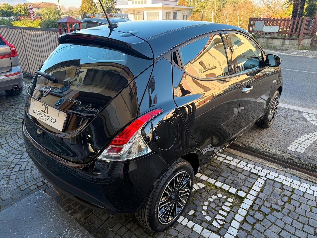 Lancia Ypsilon 1.0 Hybrid 70cv Gold 2023 UNICA