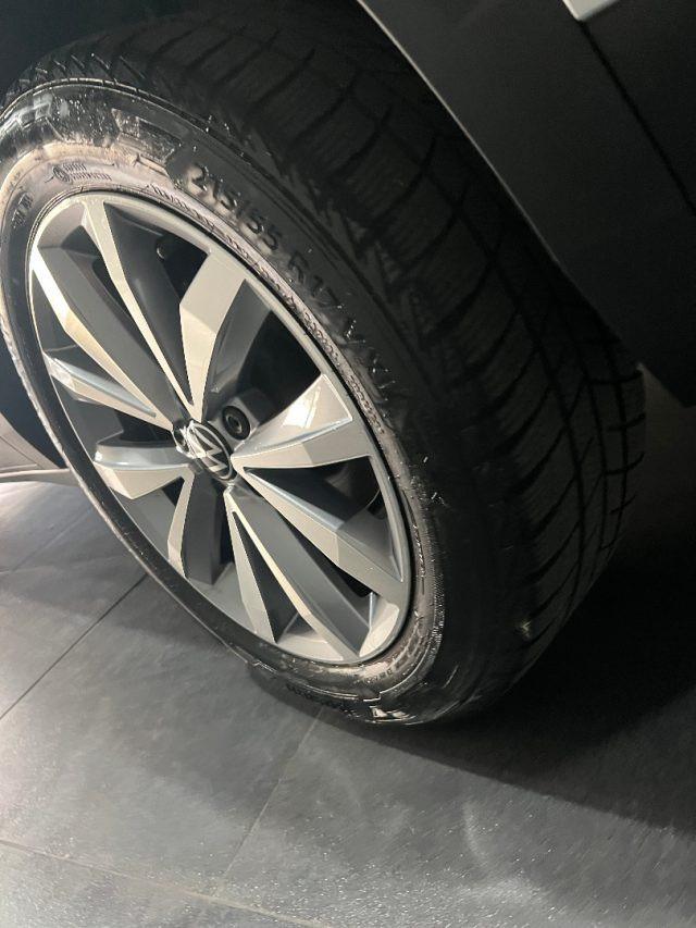 VOLKSWAGEN T-Roc 1.0 TSI Business BlueMotion Technology