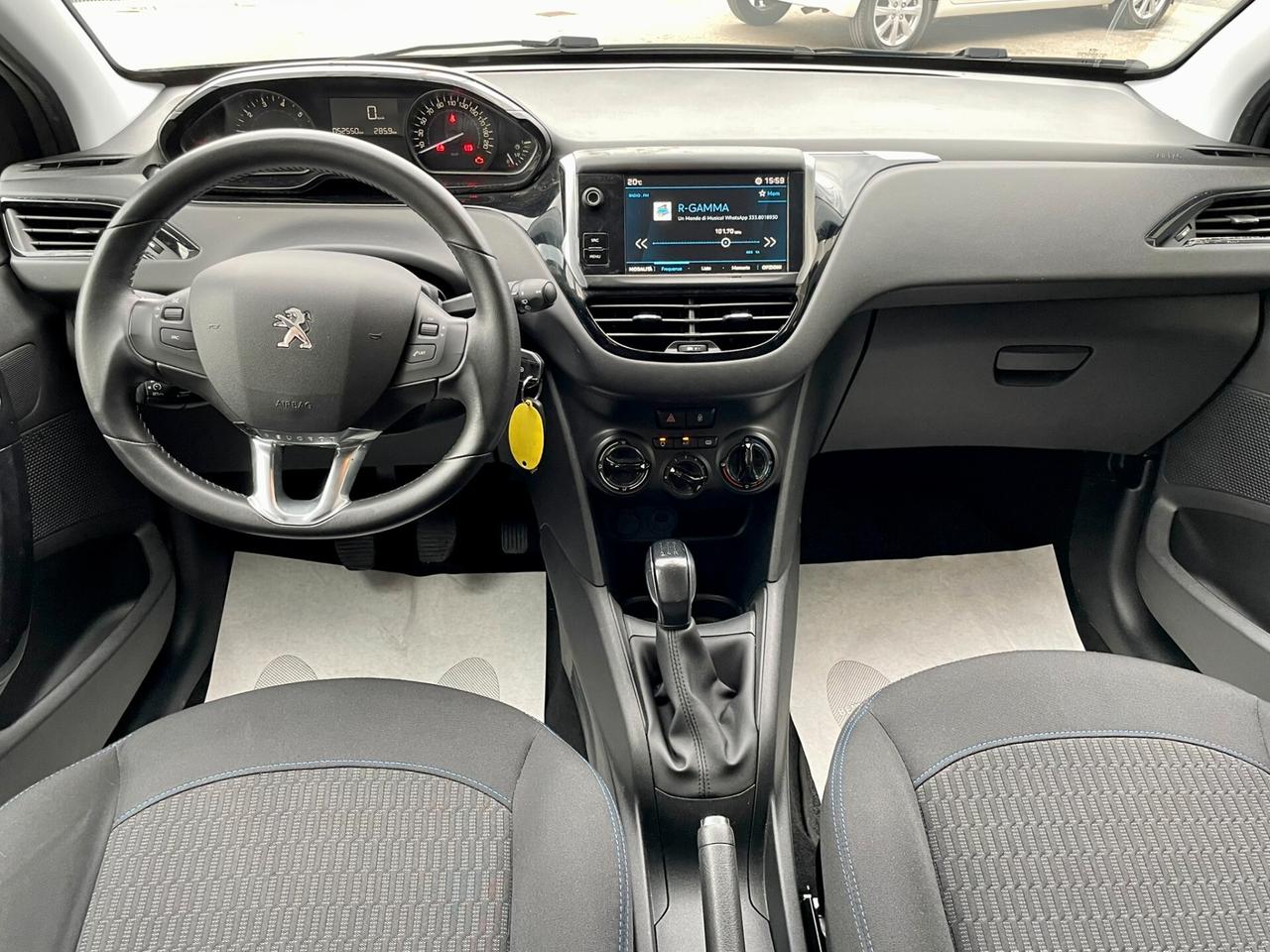 Peugeot 208 1.2 PureTech 82cv Signature