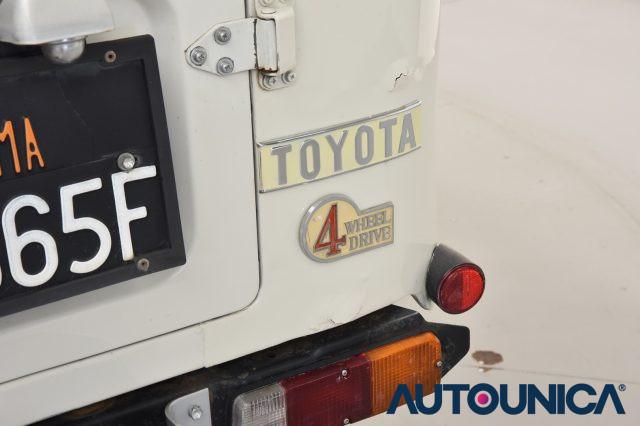 TOYOTA Land Cruiser BJ42 LV TARGHE ORIGINALI