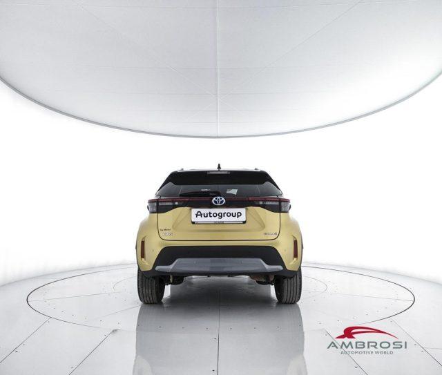 TOYOTA Yaris Cross 1.5 Hybrid 5p. E-CVT AWD-i Premiere