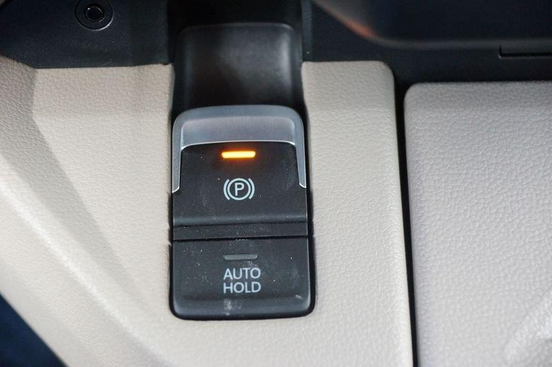 Volkswagen Multivan 2.0 TDI 150cv Space DSG 7 POSTI