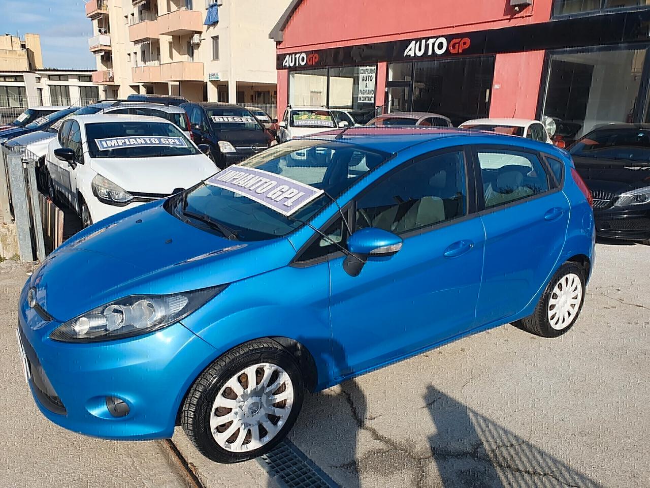 Ford Fiesta 1.4 benzina GPL Neopatentati 2010