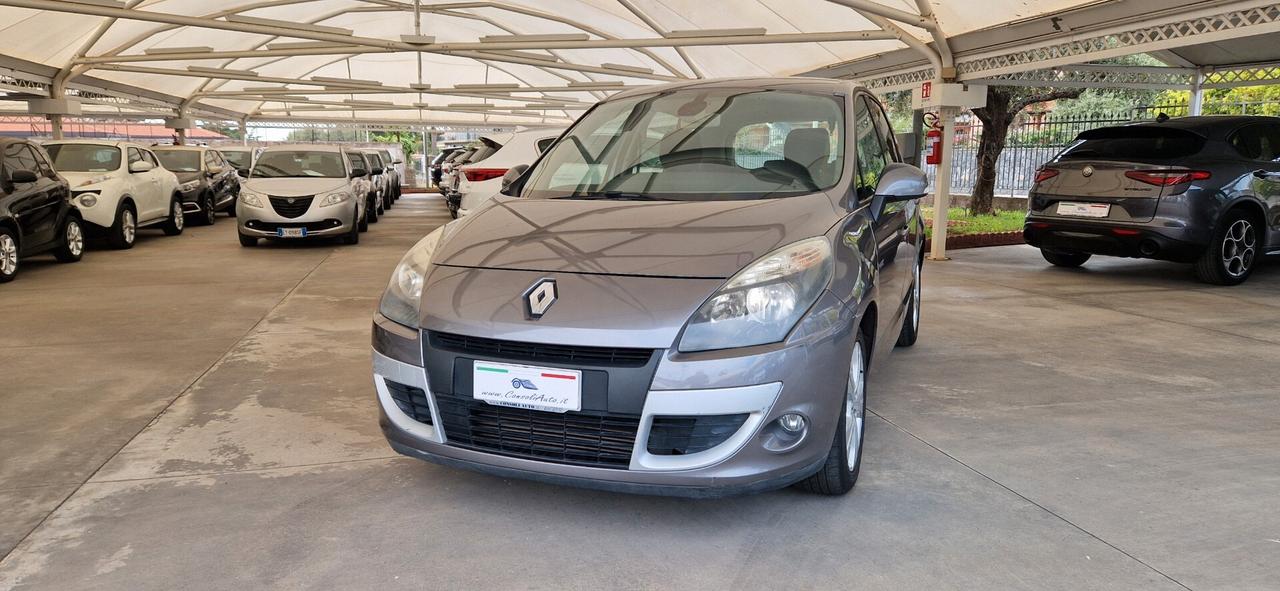 Renault Scenic X-Mod 1.5 dCi 110cv Luxe