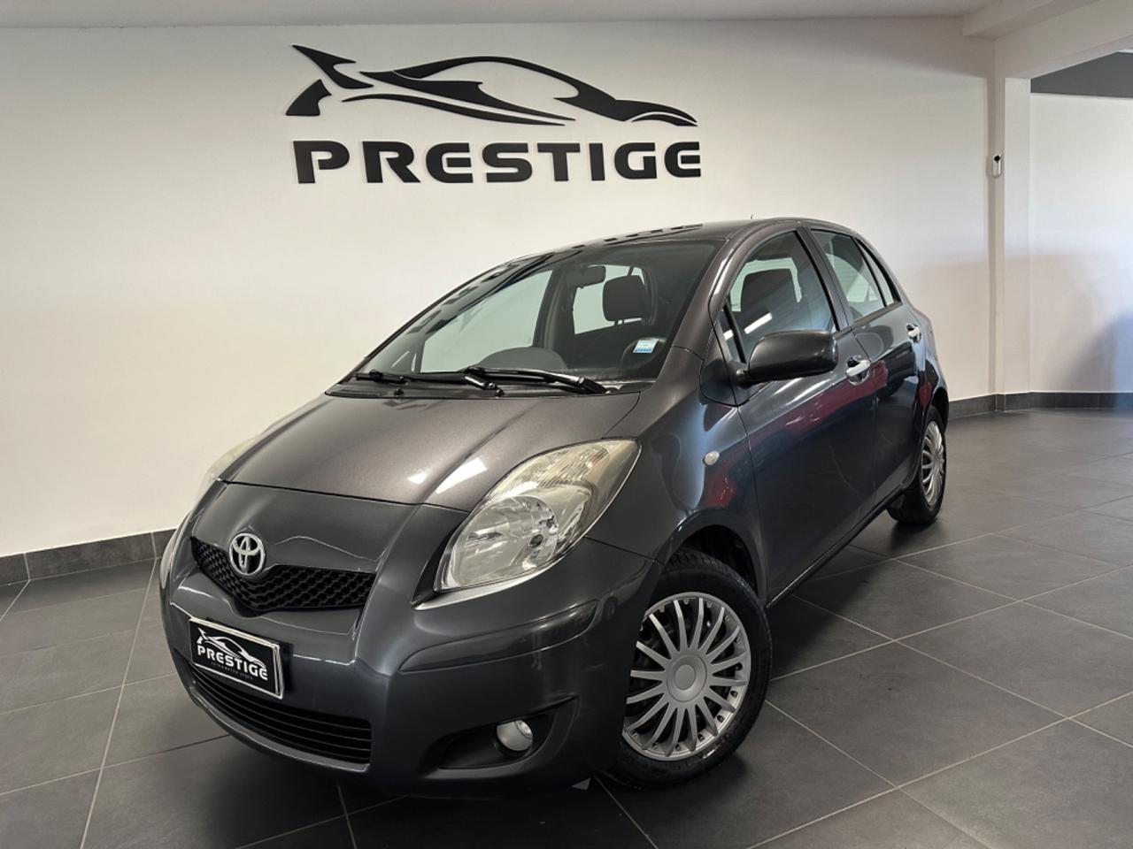 TOYOTA YARIS 1.3 AUTOMATICA NEOPATENTATI GARANZIA