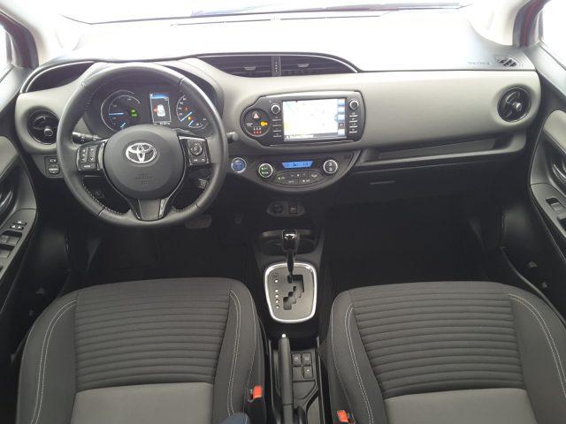TOYOTA Yaris 1.5 Hybrid 5 porte Business