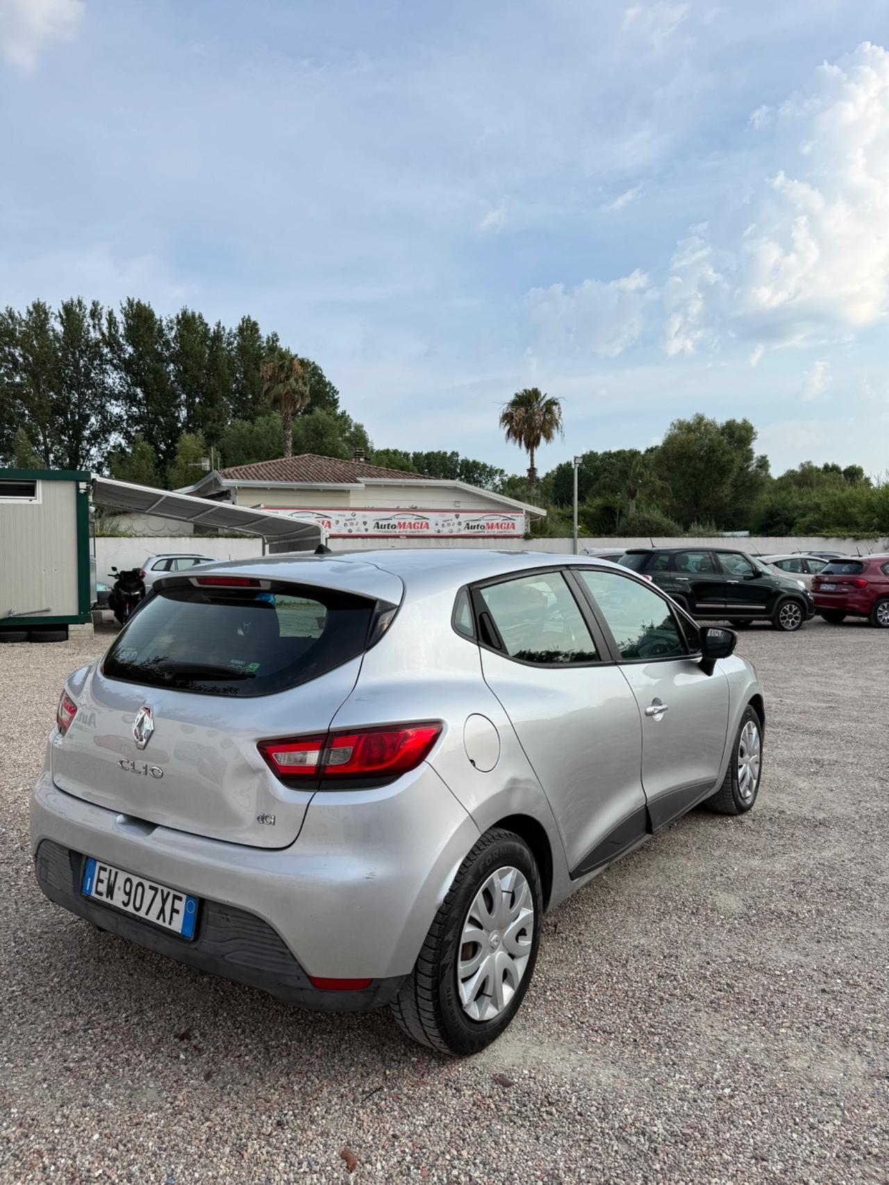 Renault Clio 1.5 dCi 8V 75CV 5 porte Live
