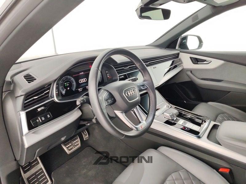 Audi Q8 55 TFSI e quattro tiptronic S-Line Sport