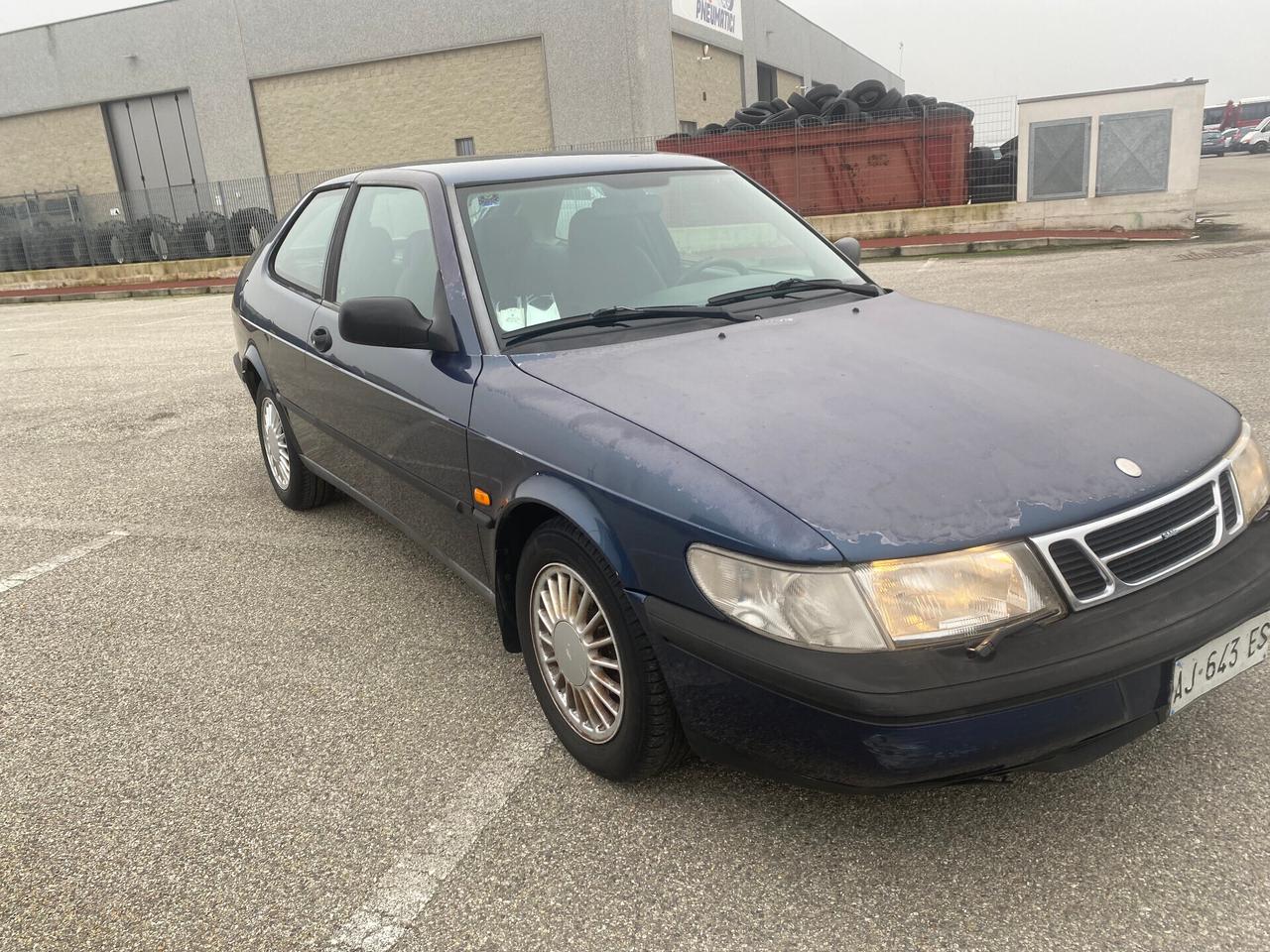 Saab 900 2.0i 16V cat 3 porte SE