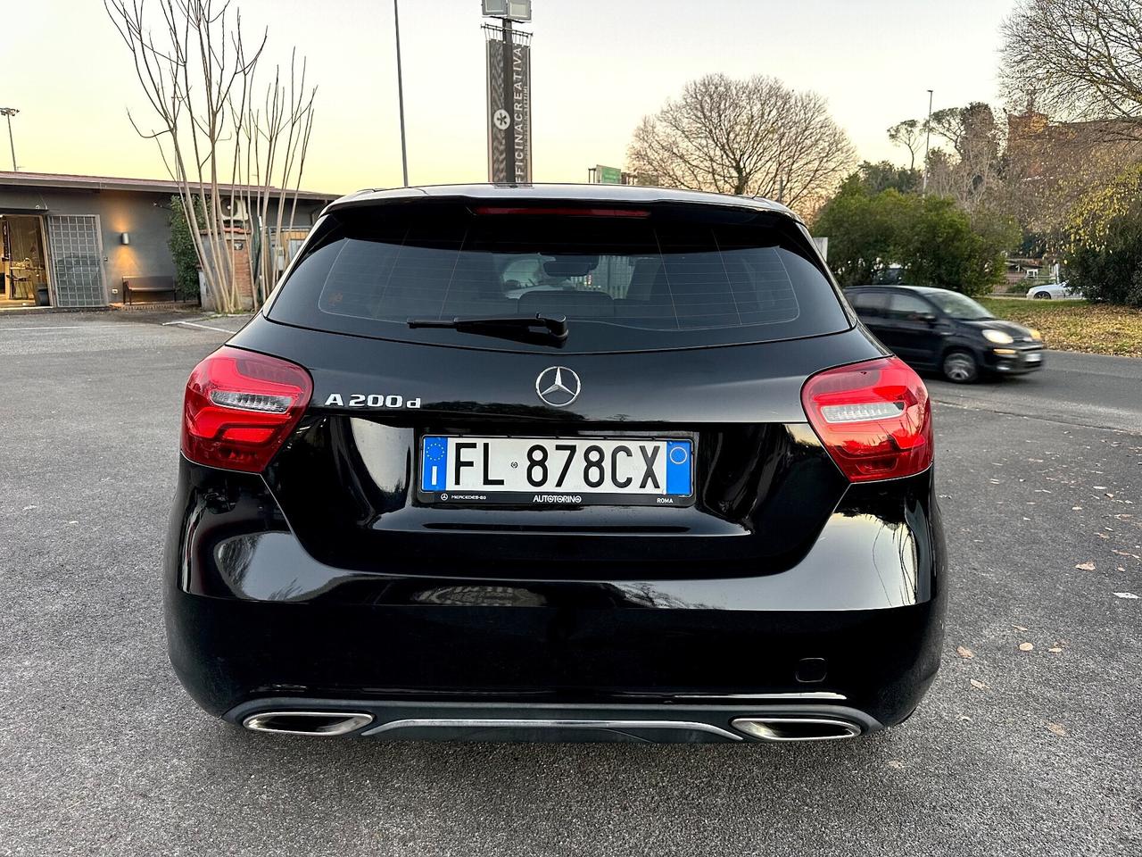 Mercedes-benz A 200 d Automatic Sport Edition White Cream UNIPRO UFF Permute e Rate