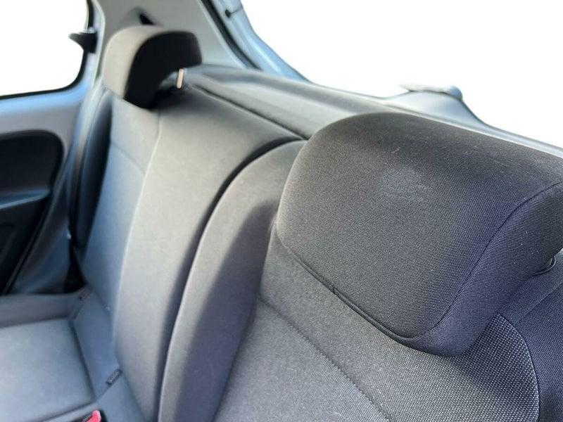 Volkswagen up! 1.0 55kW move up!