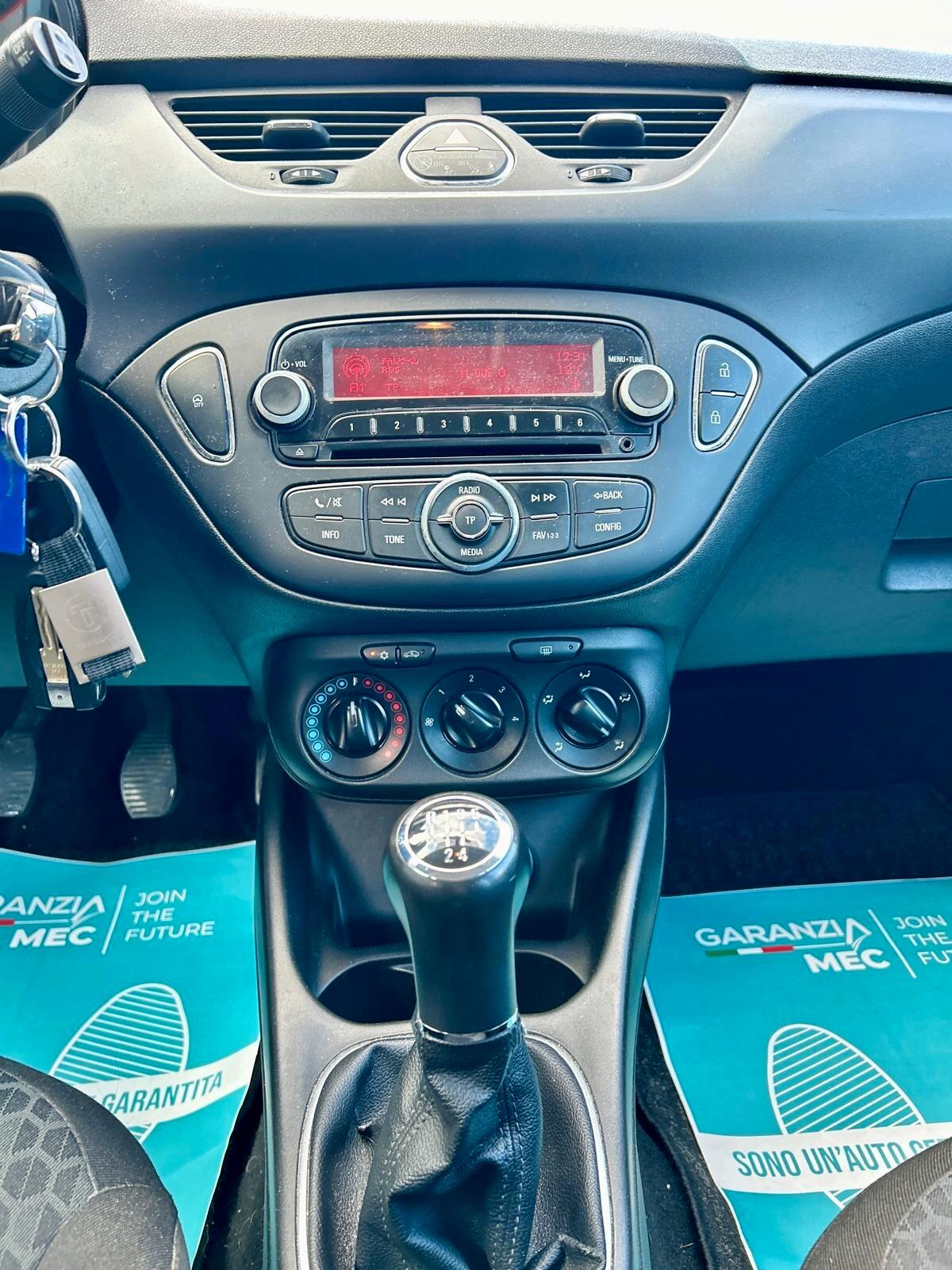 Opel Corsa 1.2 5 porte b-Color