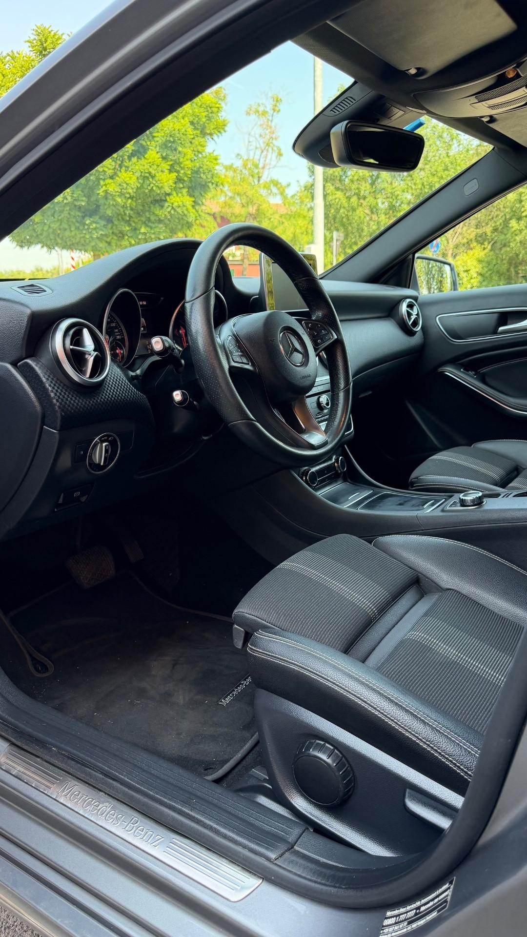 Mercedes-benz A 220 d Automatic 4Matic Sport