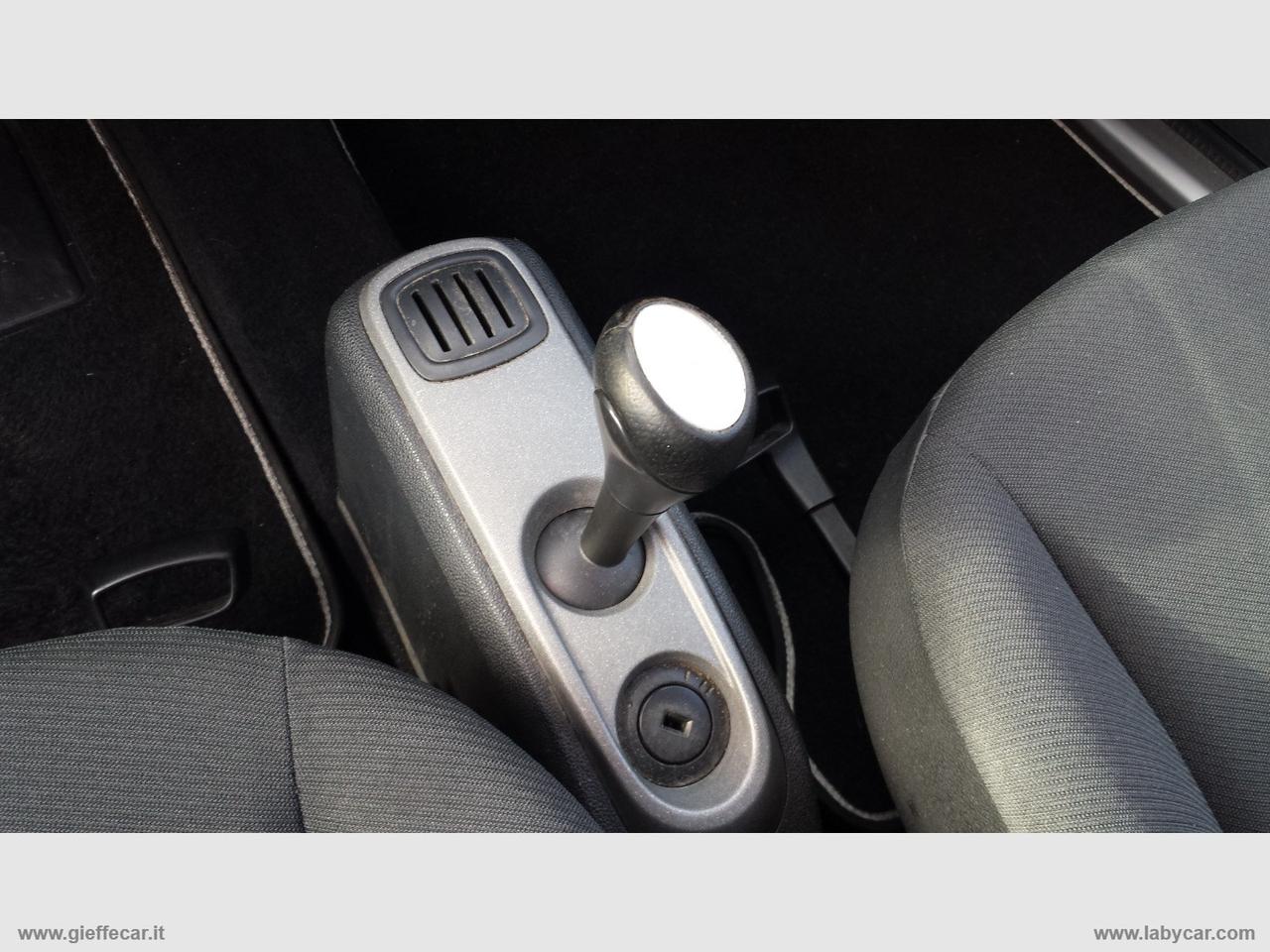 SMART Fortwo 1000 52 kW coupé PULSE