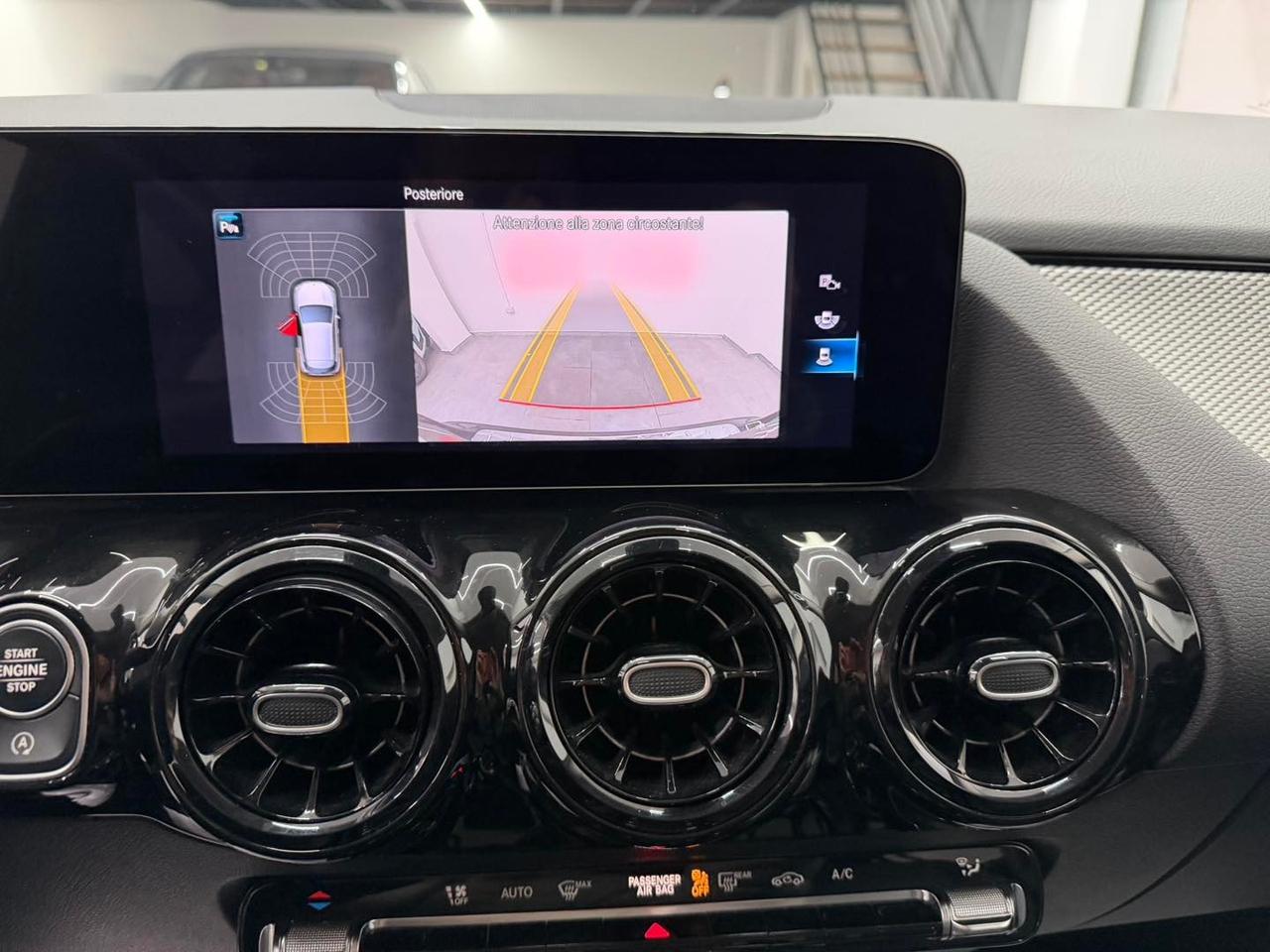 Mercedes-benz GLA 180 d Automatic Business Extra 2022