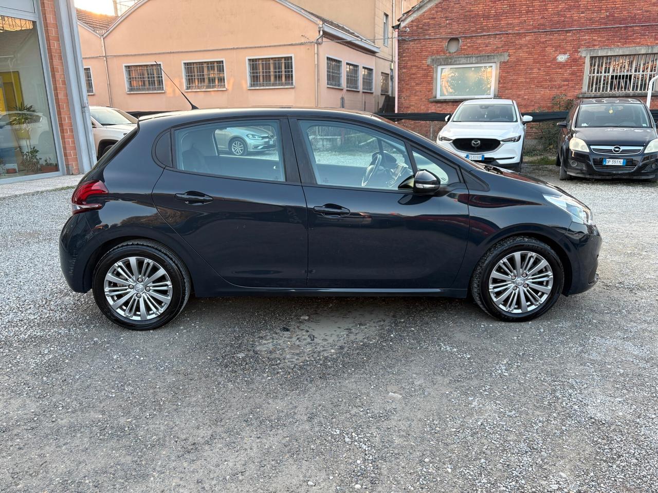 Peugeot 208 1.2 Benzina 82CV 5 porte -Unico Prop.