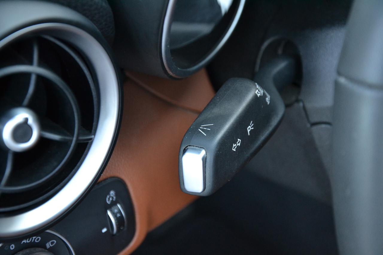 Alfa Romeo Giulia 2.2 180CV SUPER 6M **FULL OPTIONAL**PREZZO VERO**