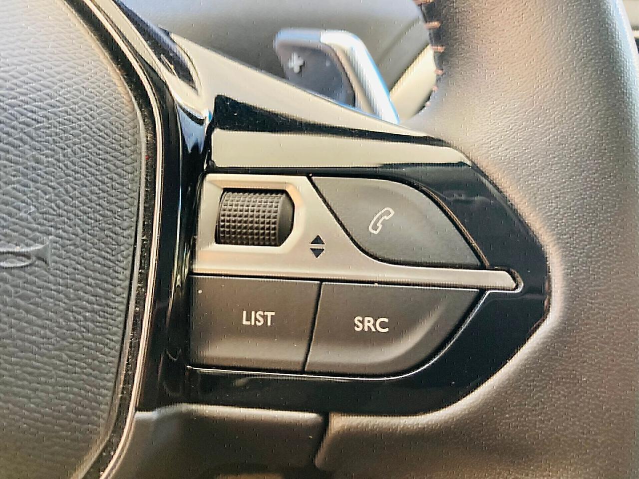 Peugeot 3008 1.5 HDi -X NEOPATENTATI- 2020