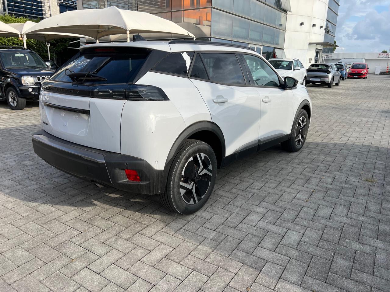 Peugeot 2008 PureTech 100 S&S Allure