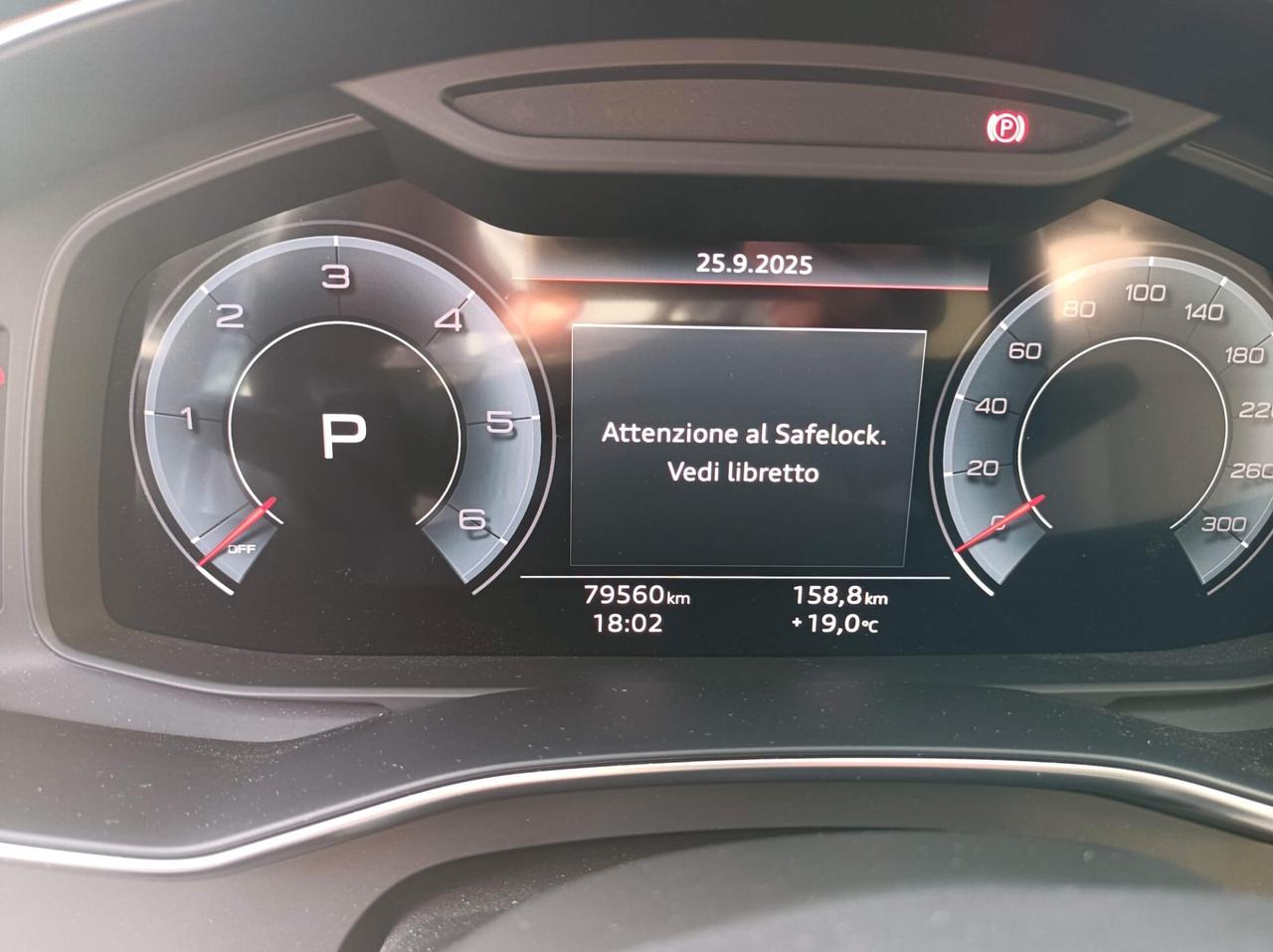 Audi A6 allroad 45 TDI 3.0 quattro S tronic Business Advanced