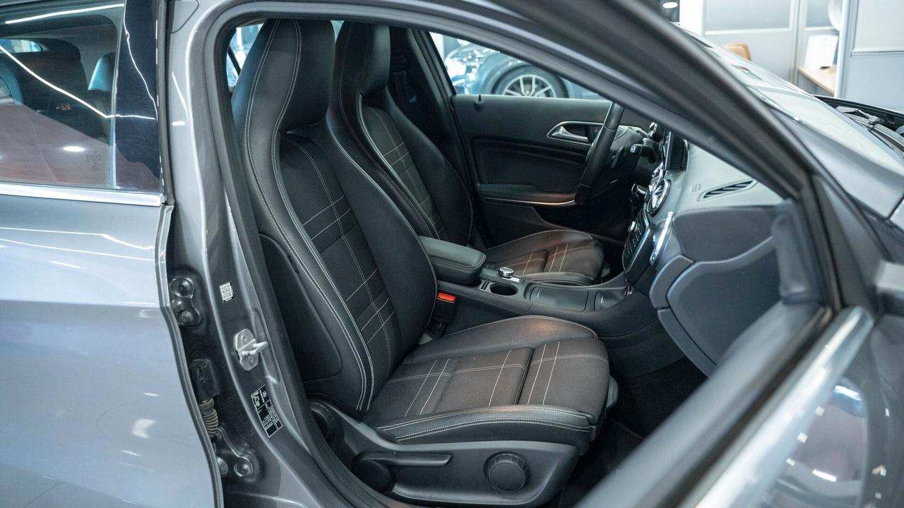Mercedes-benz GLA 200 D (cdi) SPORT AUTO NAVI PELLE FULL OPTIONAL