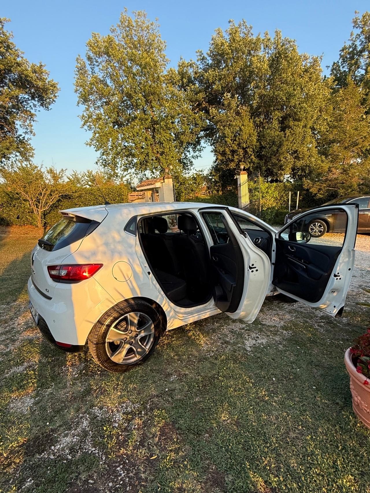 Renault Clio 1.5 dCi 8V 75CV 5 porte Live