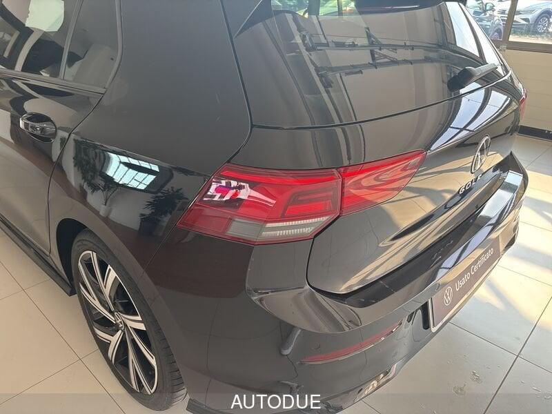 Volkswagen Golf 8 2.0 TDI R-LINE 150CV DSG
