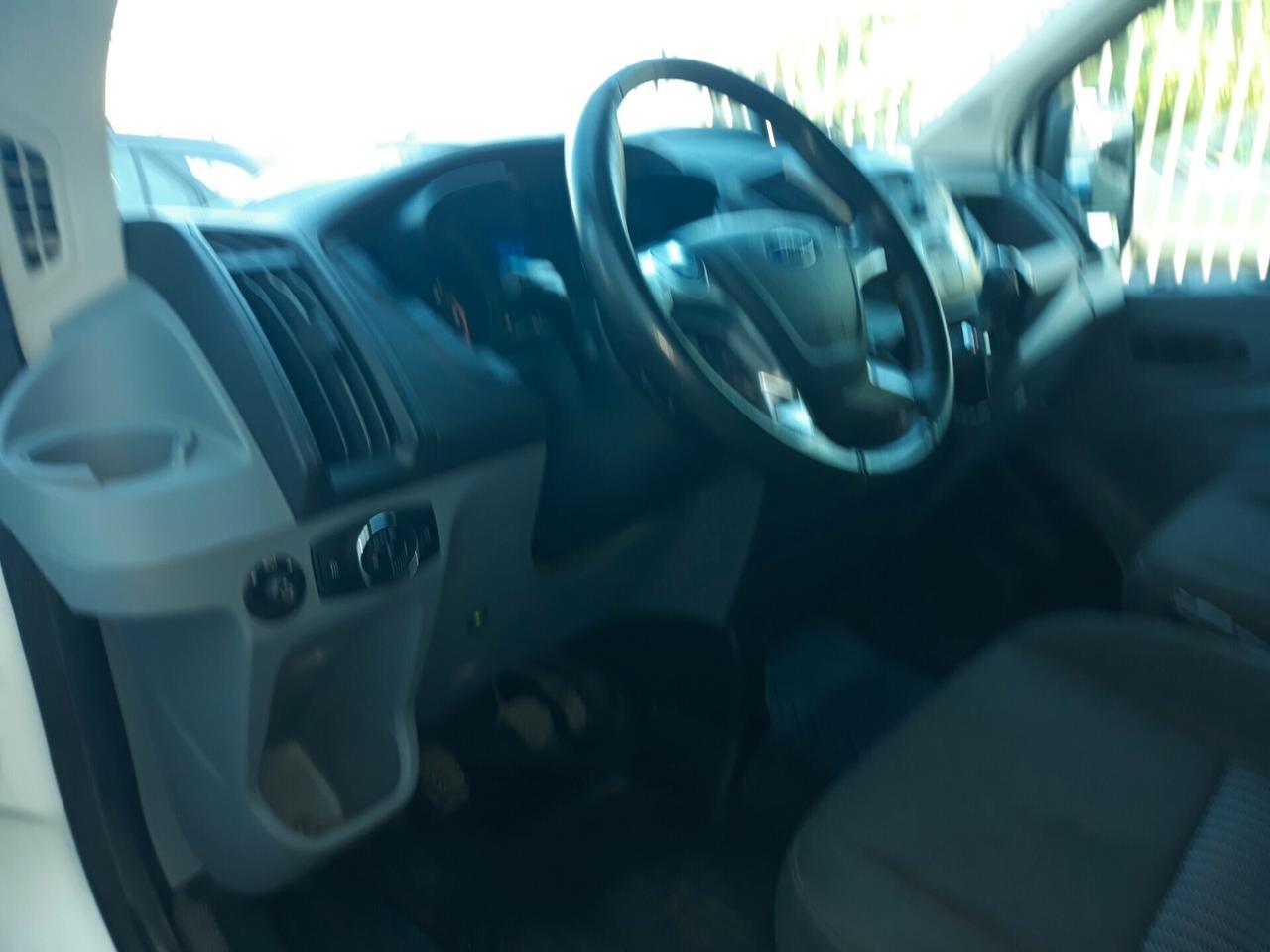 FORD TRANSIT KM 55.000 T 3.500 PATENTE B