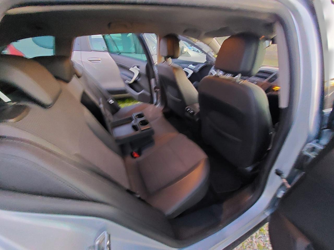 Opel Insignia 1.4 Turbo Sports Tourer GPL Tech Cosmo