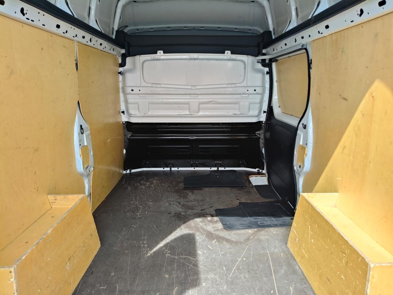 Renault Trafic T29 2.0 dCi 145CV PL-TA Furgone Energy Ice PREZZO REALE