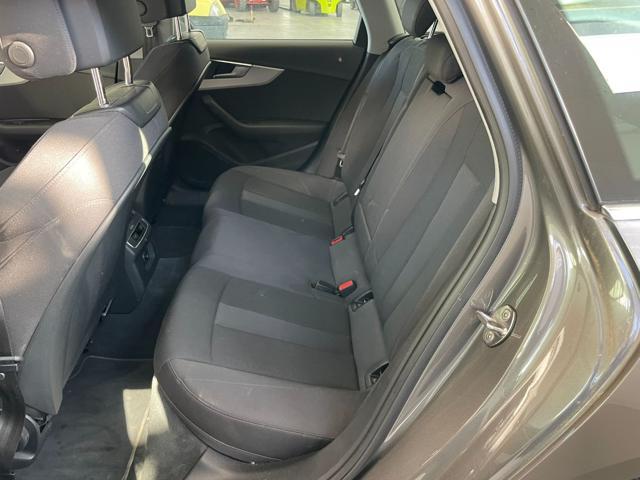 AUDI A4 AVANT 40 TDI QUATTRO S TRONIC S LINE EDITION