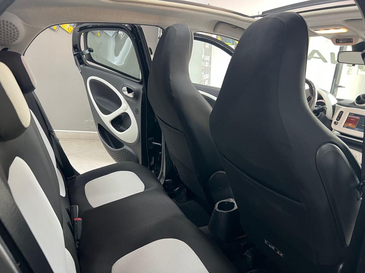 Smart ForFour 70 1.0 Passion