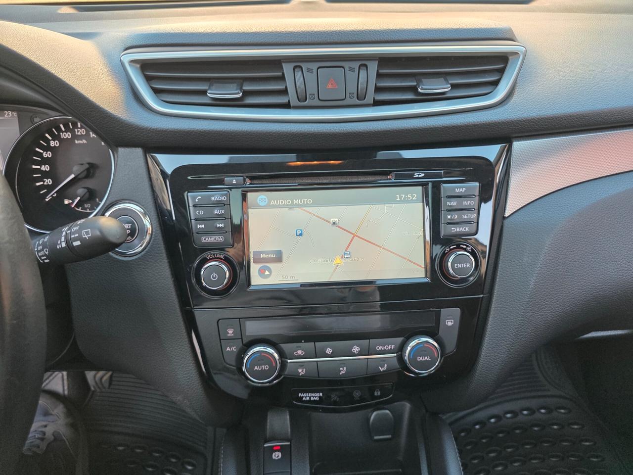 Nissan Qashqai 1.5 dCi N-Connecta PER NEOPATENTATO ZAMPOGNAUTO CT