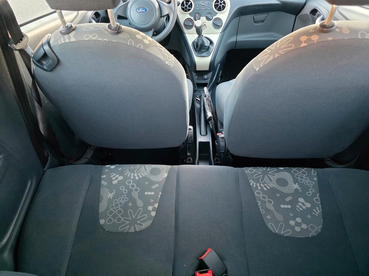 Ford Ka Ka+ 1.2 8V 69CV Titanium