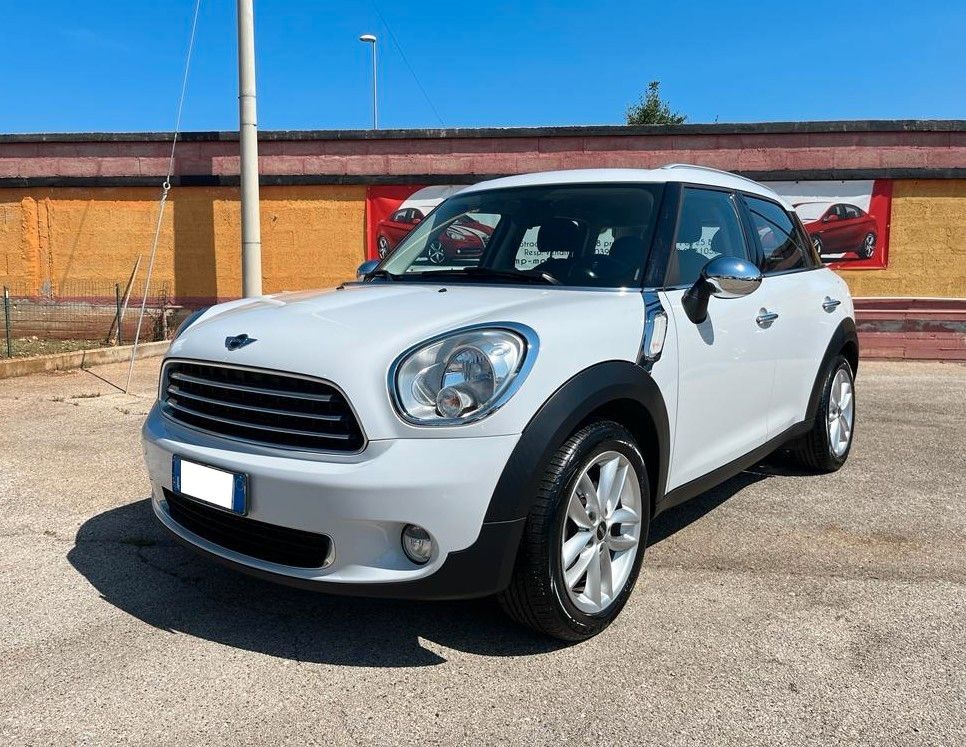 MINI COOPER D COUNTRYMAN 2.0D 111CV AUTOMATICA