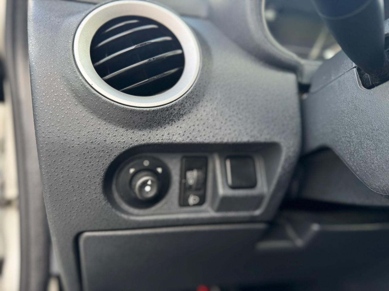 Citroen C2 1.4 HDi 70CV Van Vetrata