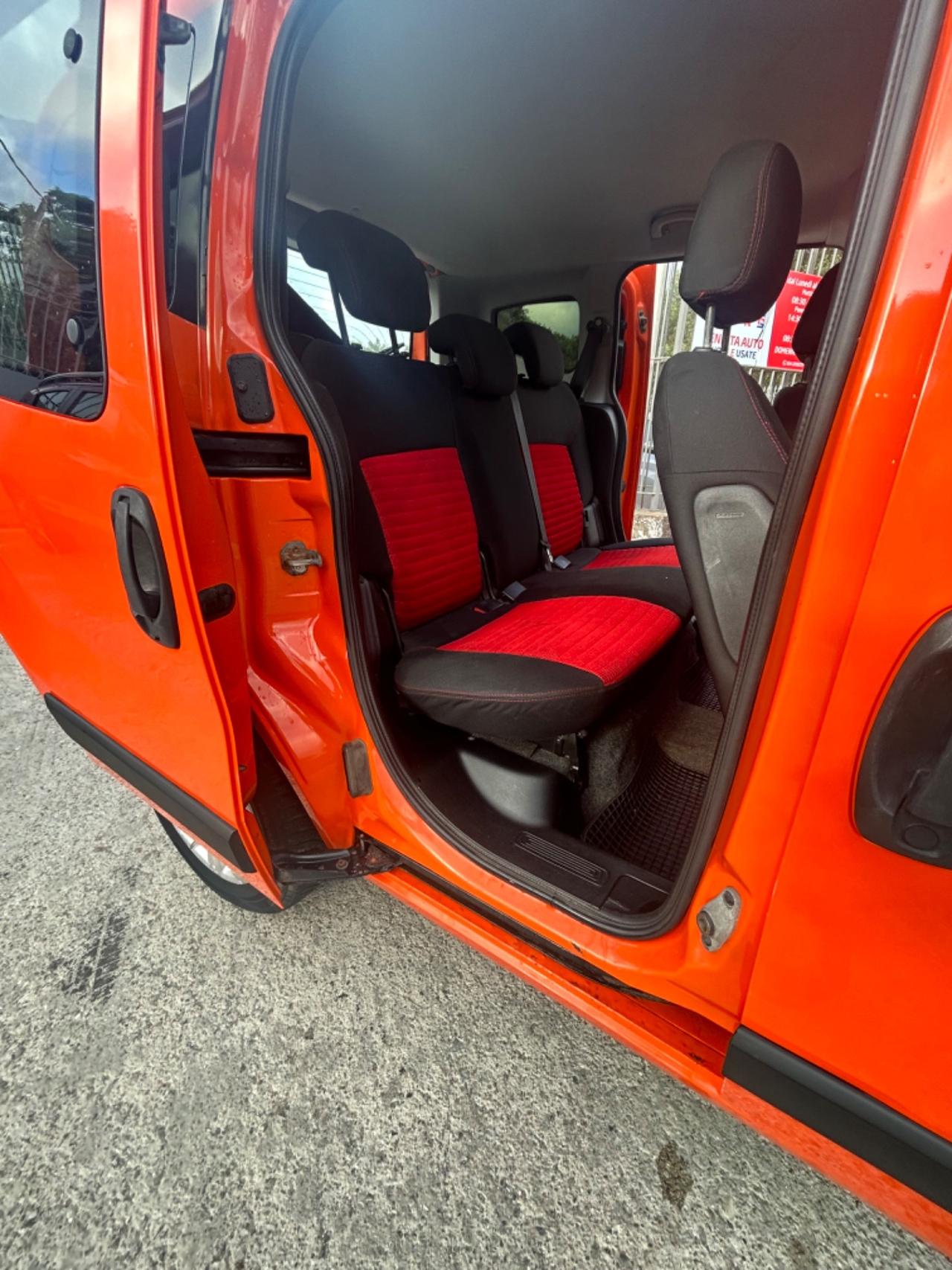 Fiat Qubo 1.3 MJT 95 CV Trekking