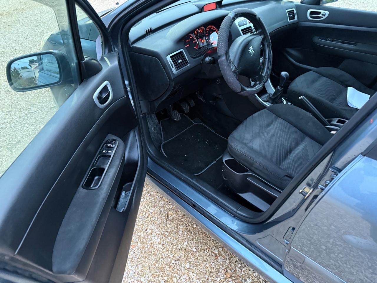 Peugeot 307 1.6 16V HDi 90CV 5p. PERMUTE