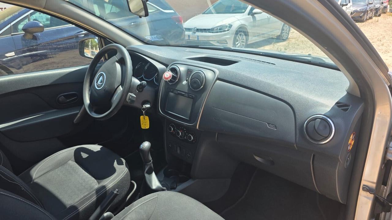 Dacia Sandero 1.5 dCi 75 CV 2015 Ambiance E5 € 5900