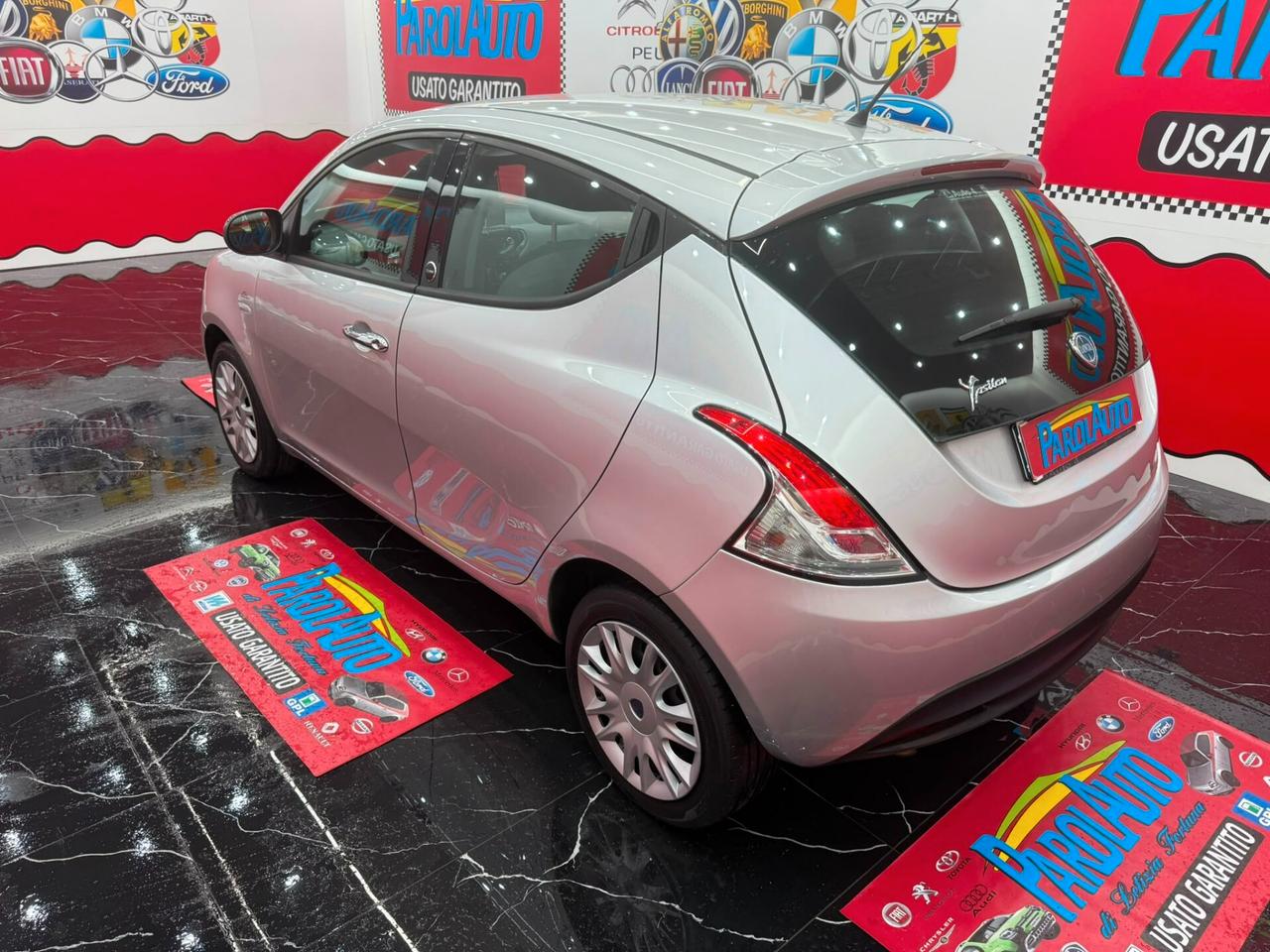 Lancia Ypsilon 1.2 69cv GPL Ecochic - 2012
