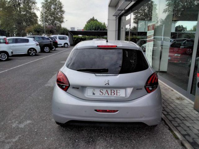 PEUGEOT 208 VTi Style 82cv