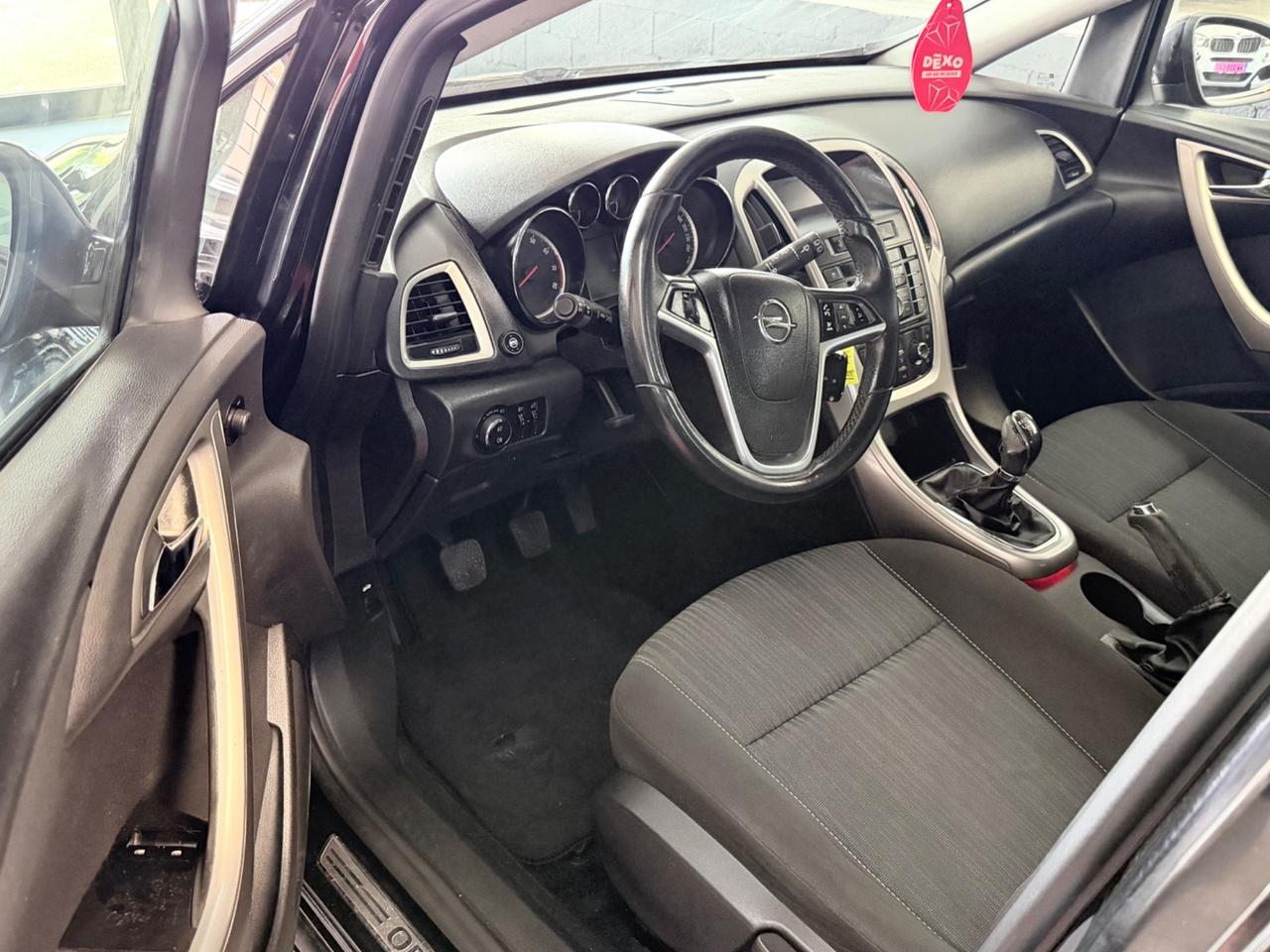 Opel Astra 1.4 GPL 101CV BERLINA NEOPATENTATI