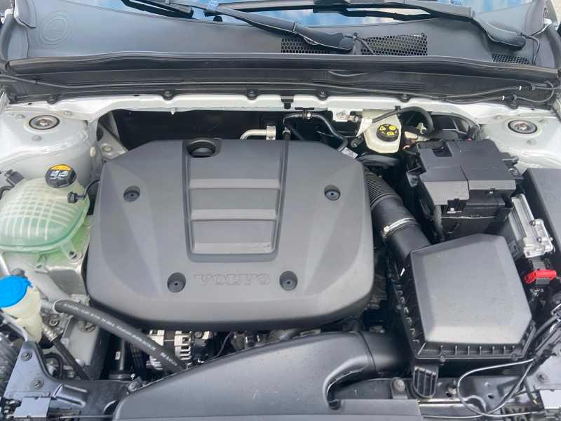 VOLVO XC40 1.5 t2 Momentum Pro AuTo